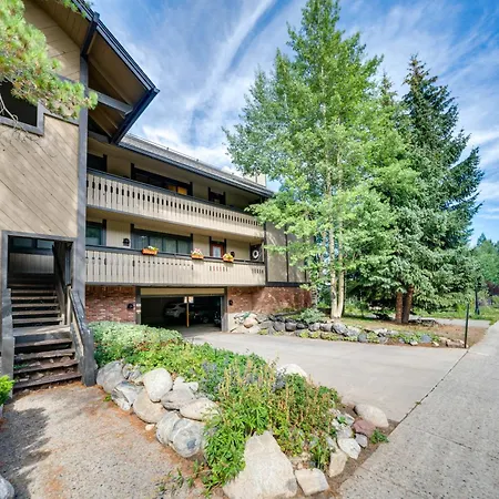 Renovated Condo Near Carter Park About Half-Mi To Ski!